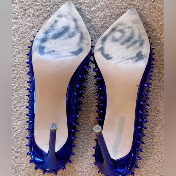 Steve Madden Vala Spiked Pumps - Picture 6 of 13